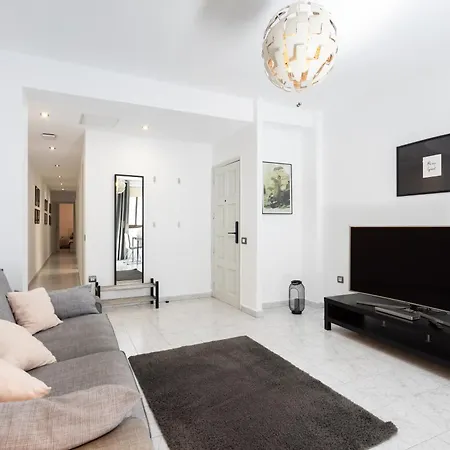Home2Book Cozy Apt La Marina, Santa Cruz Center Buitenkant foto