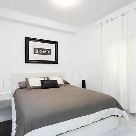 Home2Book Cozy Apt La Marina, Santa Cruz Center Buitenkant foto