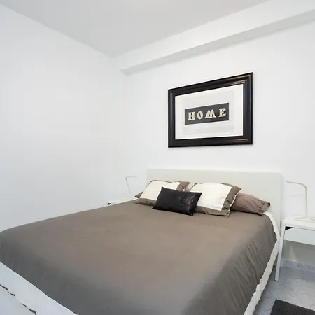 Home2Book Cozy Apt La Marina, Santa Cruz Center Buitenkant foto